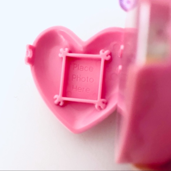 Polly Pocket Swinging Doll Locket - Picture 4 of 6